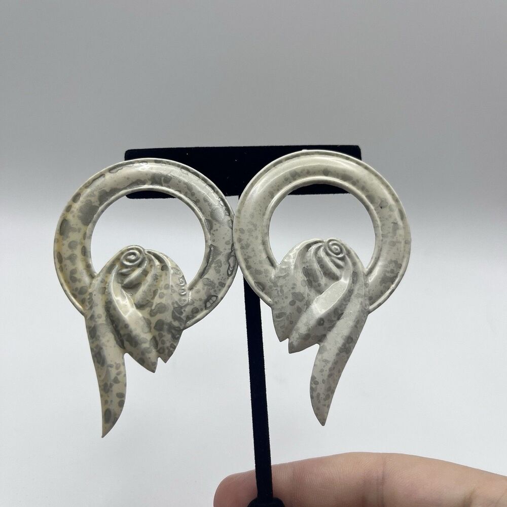 Vintage 80’s Abstract Sculptural Earrings Gray Speckled Statement Art Deco Stud